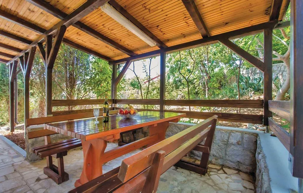Apartment Apartman Dujmic Kornic Croatia